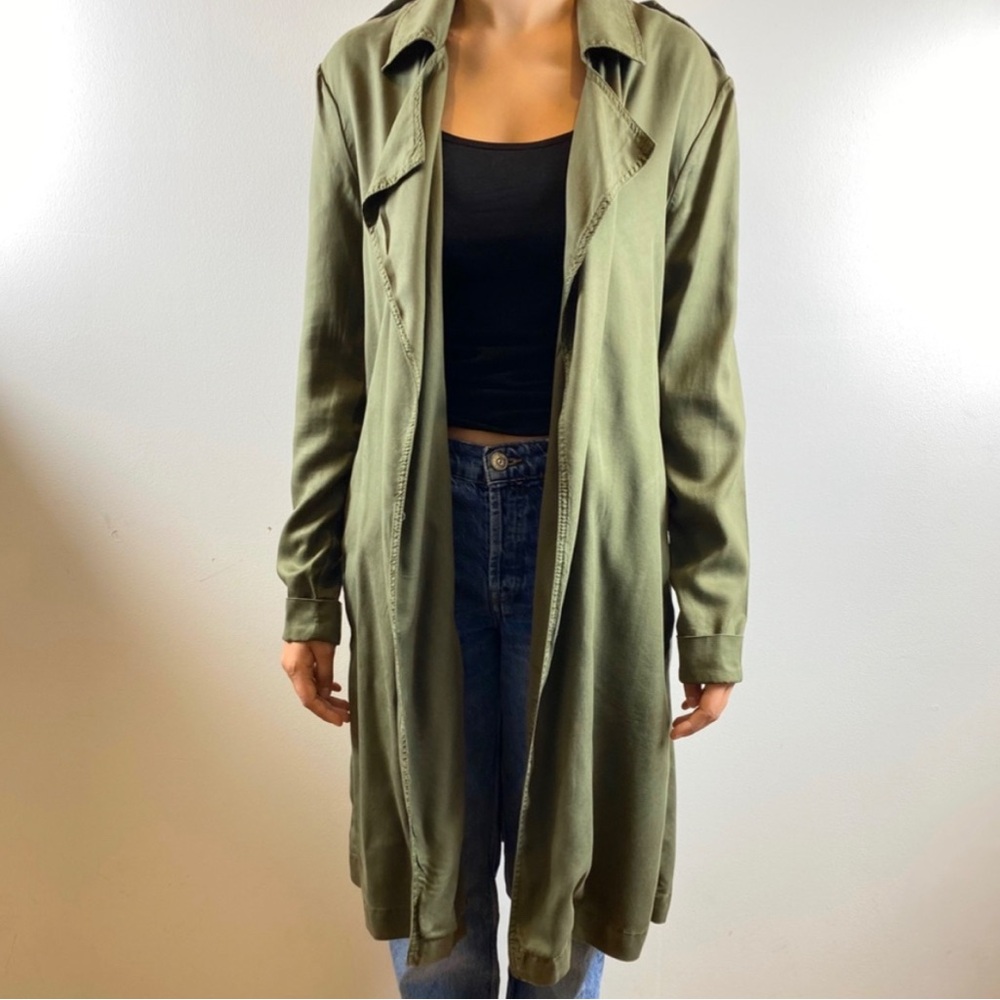 “American Vintage Lightweight Trench Coat - Army Green, Sz S